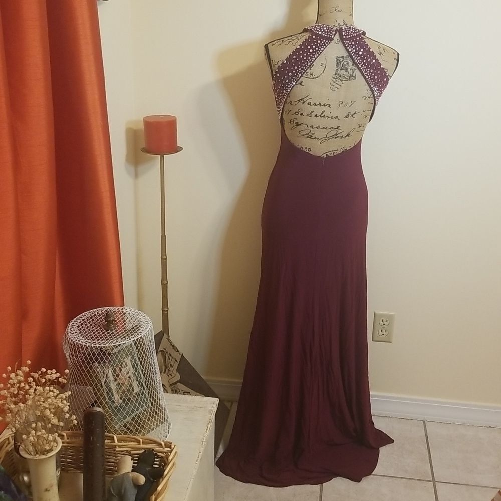 Morgan & Co. Burgundy Embellished Halter Maxi Gown Low Back Size 1/2 - Picture 7 of 10